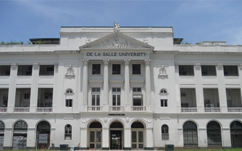 MBBS in De La Salle University